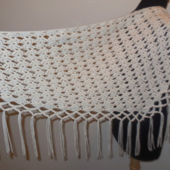 Crochet Shawl Long Fringe Scarf Triangle Handmade - Picture 3 of 7